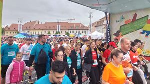 Peste 10.000 de persoane aleargă la Maratonul Internațional Sibiu
