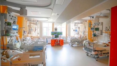 Ioana Mihăilă, despre valul 4: Vârful s-ar putea să fie la finalul lunii septembrie, dar e o estimare. În scenariul cel mai rău posibil, INSP estimează că putem să ajungem la 4.000 de pacienți spitalizați