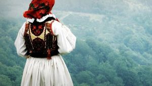 Banii înapoi sau reprogramare? Ce se întâmplă cu vacanțele plătite în avans și cât de greu a lovit criza COVID-19 în turismul românesc