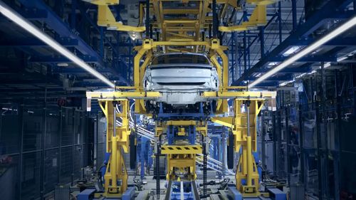 Ford Motor se aşteaptă să lanseze în doi ani şi jumătate un vehicul electric de 30.000 de dolari, care ar putea fi profitabil