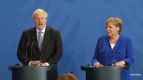 Johnson și Merkel tranșează Brexitul: Marea Britanie și Germania merg ”umăr la umăr”, dar se roagă să rămână prietene după ieșirea din UE