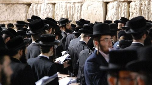 Mii de evrei ultraortodocşi protestează în Israel contra serviciului militar obligatoriu