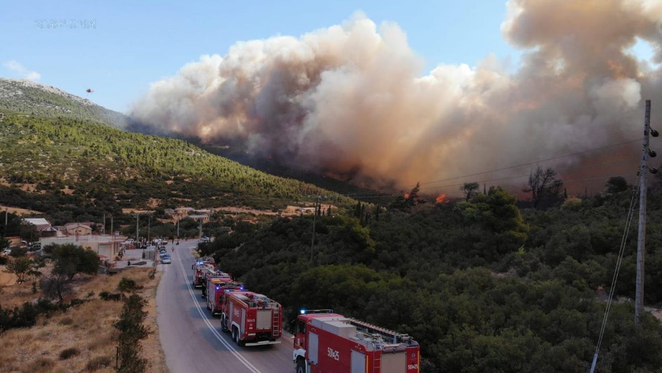 Premierul Mitsotakis va remania guvernul după criticile primite pentru reacția la incendiile din Grecia