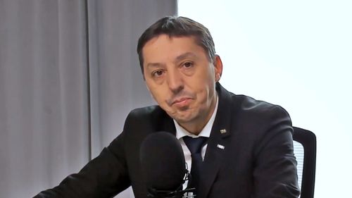Ministrul Educației, Daniel David, prima conferință de presă: pe termen scurt și mediu e foarte important bugetul pe care îl primim