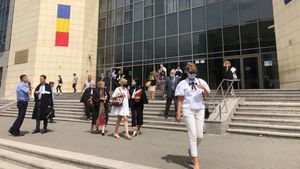 UPDATE: Alerta cu bombă la Tribunalul București a fost falsă