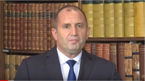 Preşedintele Bulgariei a respins amendamentele care permit partidelor politice să fie finanțate de oameni de afaceri: Se creează un mediu propice pentru corupție/ Partidele devin dependente de mediul de afaceri