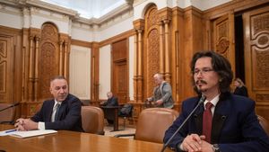 Fostul ministru al Justiției, Stelian Ion, despre propunerea lui Cristi Danileț la CCR: „Un competitor cu o înaltă pregătire profesională/ Nu sunt îndeplinite condiţiile legale cu privire la candidatura lui Bogdan Licu, din partea PSD”
