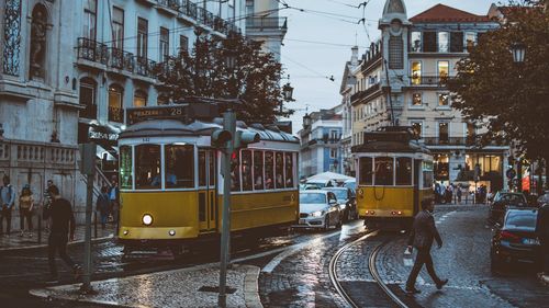 Portugalia intră de vineri în a doua carantină la nivel naţional. Școlile, bisericile și tribunalele rămân deschise