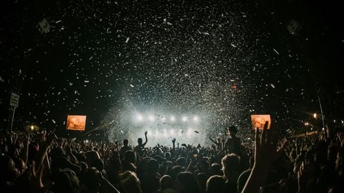 A început la Râmnicu Vâlcea "We Love Music" Festival, ediția a treia / Sunt așteptați în 4 zile 70 de mii de spectatori