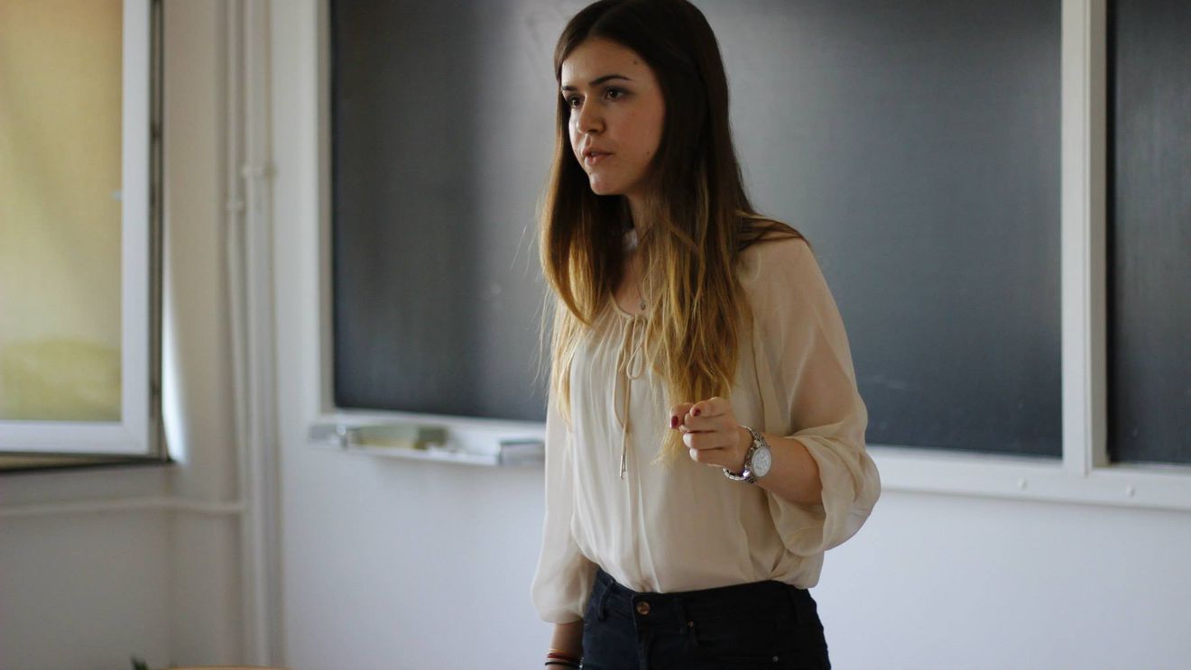 Absolventă de Drept la Cambridge: Un student exmatriculat pentru că a copiat are valori ce contravin grav corectitudinii și eticii profesionale / Cum îi poți spune unui client „scuze că ai ajuns la pușcărie din vina mea, dar unde am făcut eu facultatea se copia”