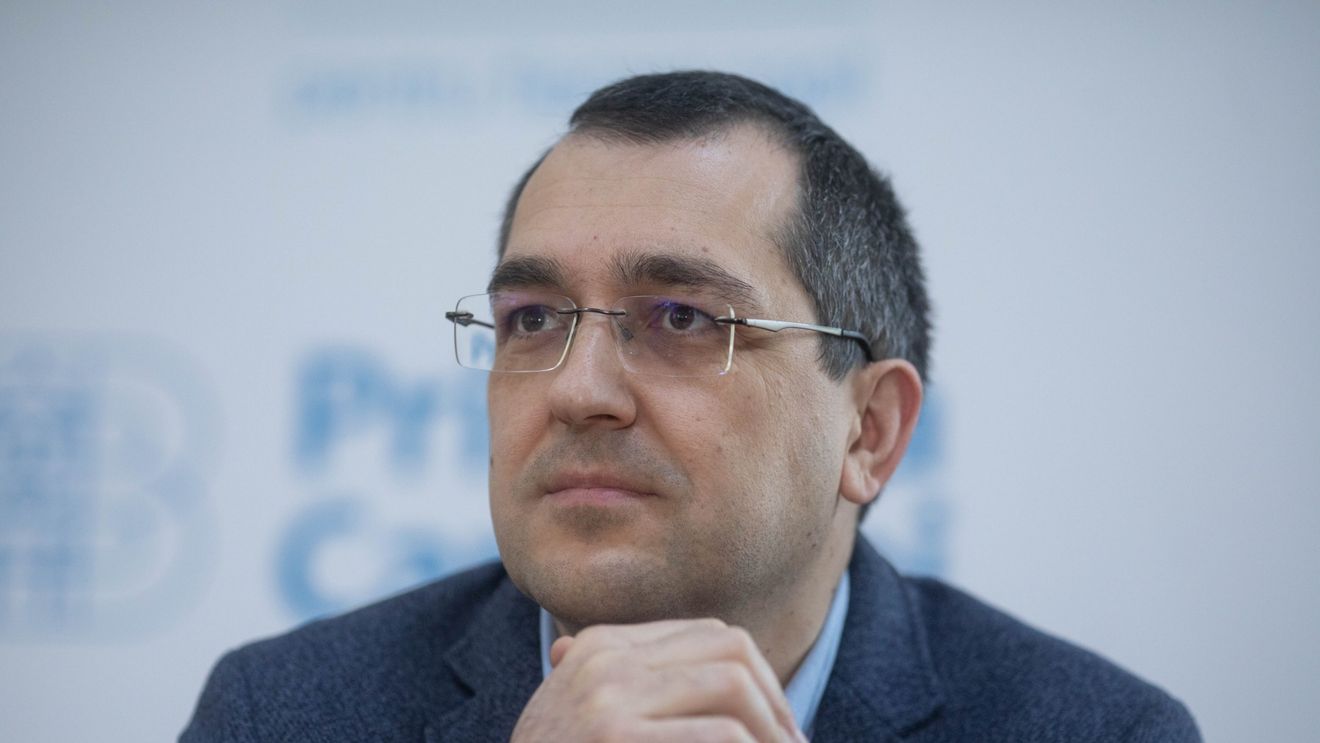 Vlad Voiculescu: La spitalele administrate de Primăria Capitalei există un blocaj în ocuparea posturilor vacante / Din cauza ordonanței de reducere a cheltuielilor bugetare, nu pot fi plătite investiţii