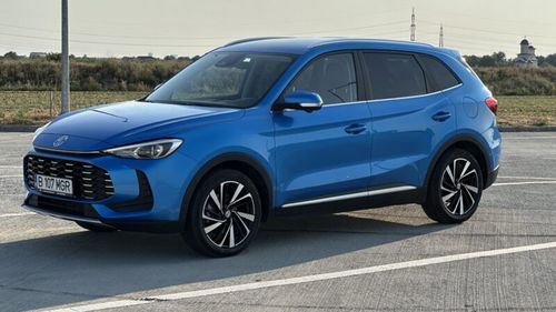 REVIEW MG ZS Hybrid+: Alternativa chinezească ce pune presiune pe Duster