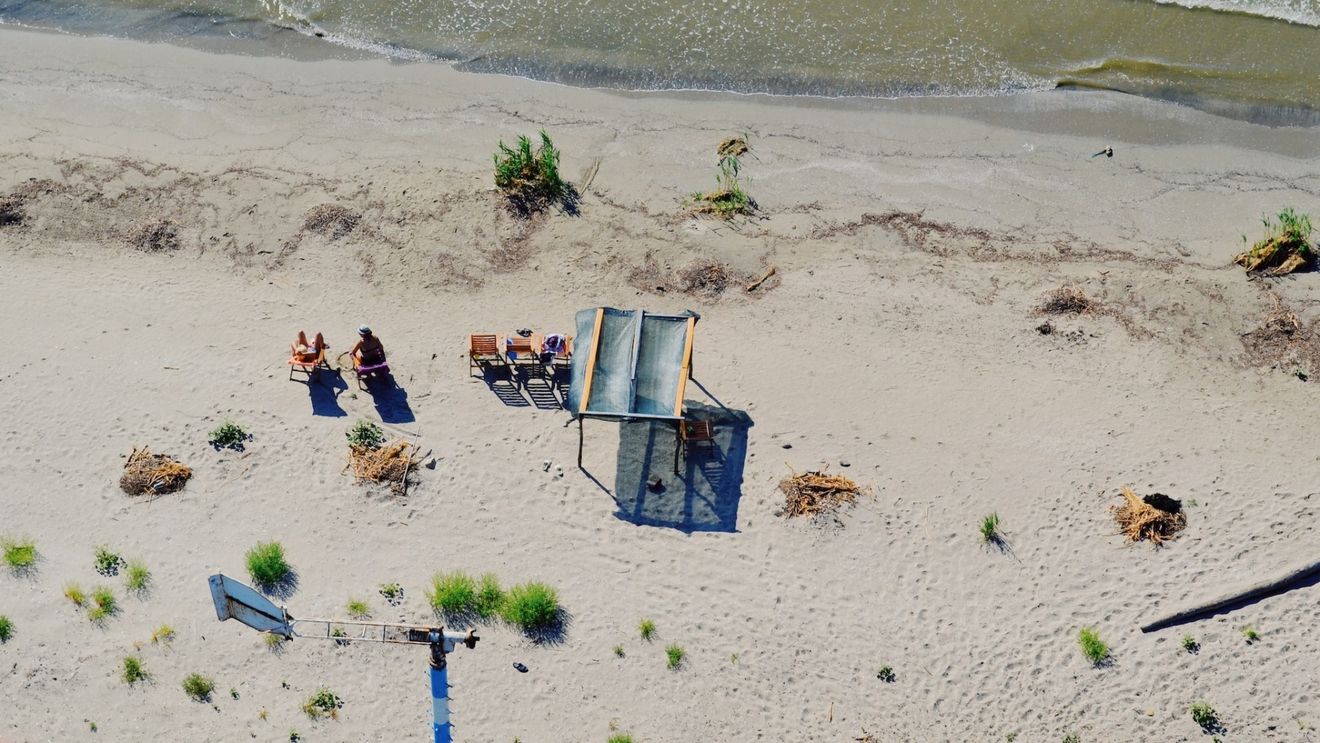 FOTO Munți și pădure subtropicală, mare și plajă, deșert și deltă într-un singur județ/ Ce poți să faci într-un weekend la Tulcea 
