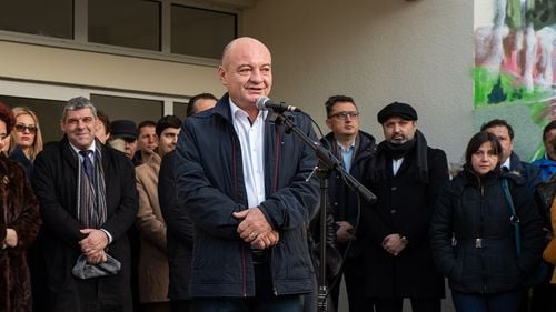 Mugur-Mihai Toader, fost primar PSD al Sectorului 2, este noul prefect al Capitalei, după demisia lui Rareș Hopincă / Guvernul a eliberat din funcţie 14 prefecţi şi 11 subprefecţi, care vor candida la alegerile locale din 9 iunie