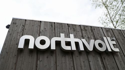 Northvolt vinde divizia de baterii pentru industria grea către producătorul de camioane Scania