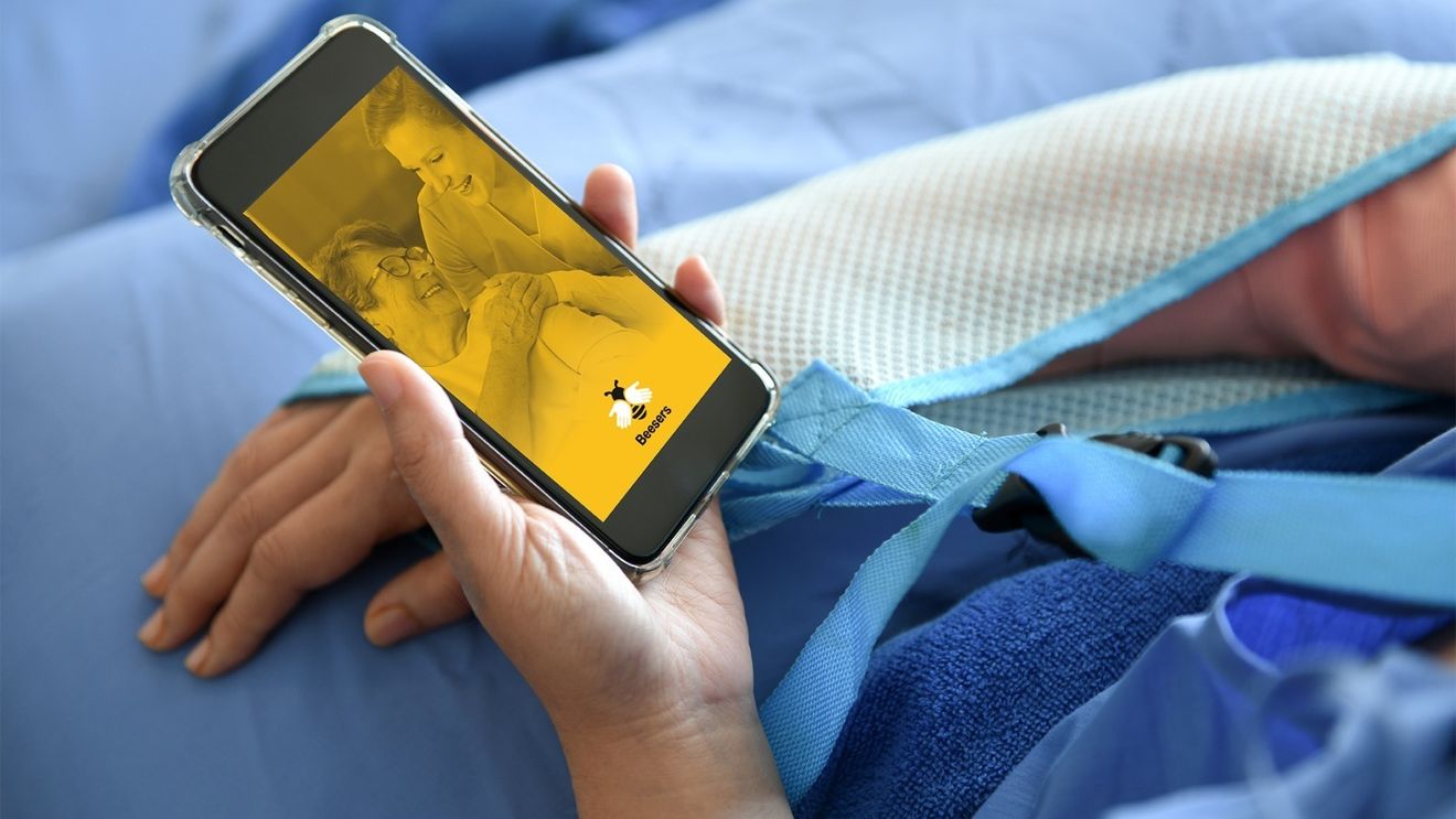 Startup-ul românesc Beesers, o aplicație mobilă pentru servicii medicale la domiciliu, a atras investiții de 250.000 de euro într-o lună și discută cu un fond privat de investiții