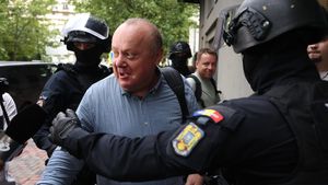 VIDEO UPDATE: Cazul azilelor ilegale din Bihor/ Curtea de Apel București se va pronunța luni pe cererea DIICOT de arestarea preventivă a lui Viorel Pașca și a unei părți a familiei lui