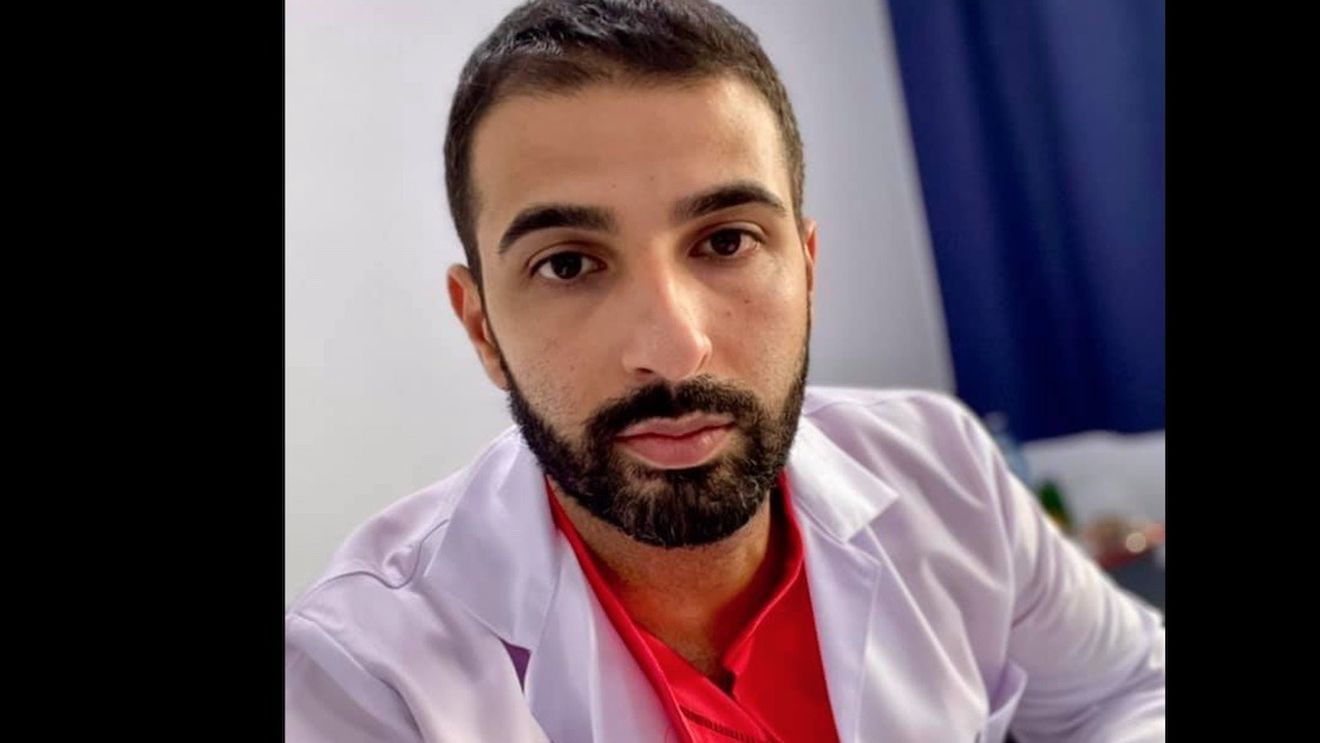 Medic palestinian stabilit în România: M-am născut într-un loc unde votul nu există / Dureros e când acest drept preţios e folosit pentru a susţine ura, extremismul şi dezbinarea
