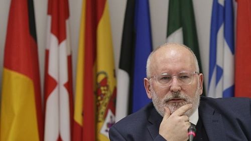 ALERTĂ Comisia Europeană, despre OUG pe Justiție: Urmărim cu îngrijorare ce se întâmplă în România / O justiție independentă și profesionistă este de o importanță capitală