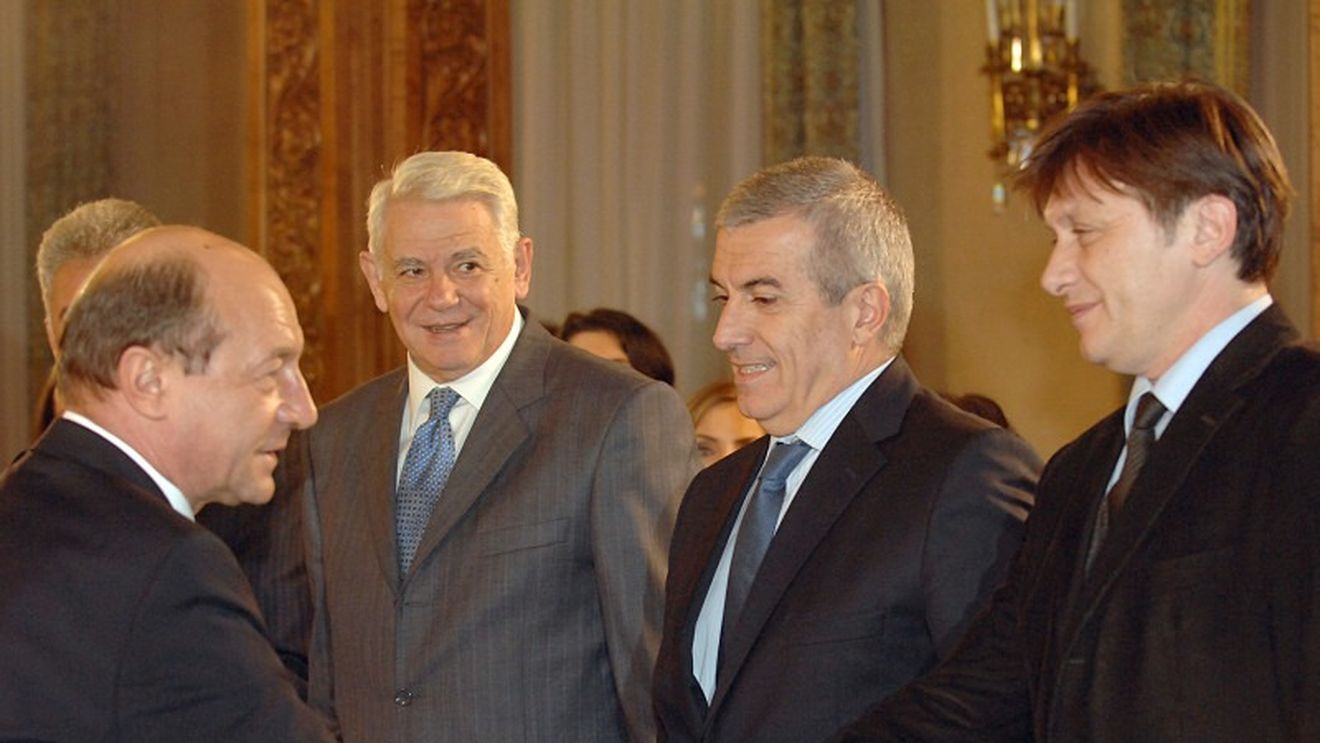 Lider ALDE, despre Meleşcanu: Când a fost numit de Băsescu şef la SIE, a trădat PNL. Acum, când PSD îi propune funcţia de la Senat, trădează ALDE. O fantomă trădătoare