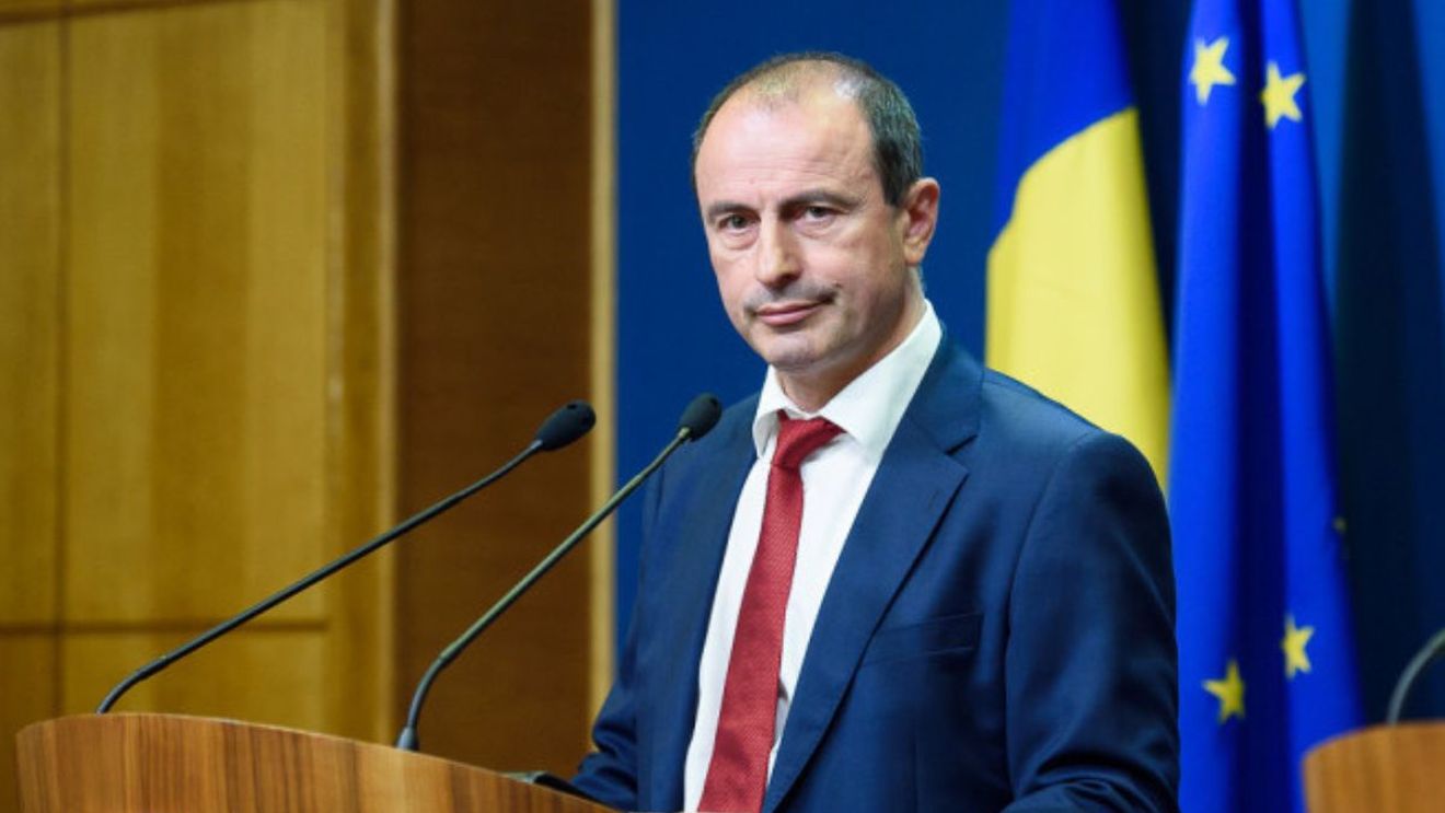 Iese la pensie Achim Irimescu, unul dintre cei mai longevivi negociatori ai României pe zona de agricultură la nivel european/ Cine îl urmează în funcție