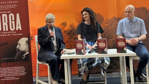 Despre idoli și pericolul extremist: ”Să-ți lingușești poporul vânzându-i iluzii depre o naţiune superioară de sfinţi şi eroi nu înseamnă patriotism, ci manipulare clasică cu iz fascist” - Georgiana Țăranu, autoarea cărții ”Nicolae Iorga și seducția fascismului”, lansată la Bookfest
