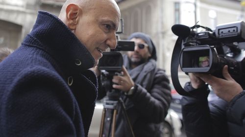 BREAKING Fostul şef al Casei Naţionale de Sănătate, Lucian Duţă, pus de îndată în libertate de Înalta Curte în cadrul unei căi extraordinare de atac / Duţă a fost condamnat la 6 ani de închisoare pentru luare de mită şi se află în penitenciar