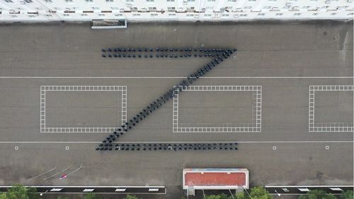 Serviciile de securitate din Kârgâzstan i-au avertizat pe cetățeni că se expun la măsuri punitive dacă afişează litera „Z” sau alt simbol de susţinere a invaziei Rusiei din Ucraina