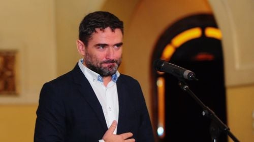 Liviu Pleșoianu o contracandidează pe Viorica Dăncilă la șefia PSD / El o acuză pe șefa guvernului de o apropiere de ”statul paralel”