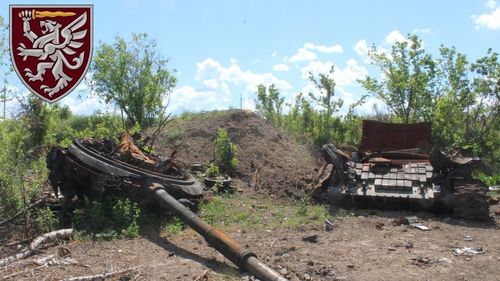 12 tancuri rusești, distruse de parașutiștii ucraineni (armata ucraineană)