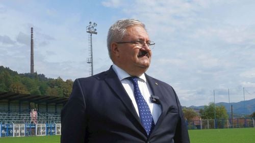 PSD Alba obţine în justiţie anularea candidaturii unui liberal care deschidea lista PNL pentru Senat / Primarul oraşului Zlatna a fost găsit incompatibil şi nu are dreptul de a ocupa funcţii publice