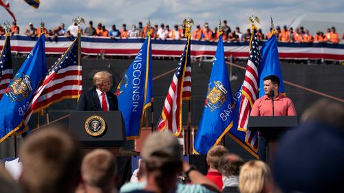 Săptămână cu miting de campanie în aer liber pentru Donald Trump, în cursa pentru un nou mandat la Casa Albă. Participanții vor primi măști de protecție