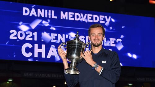 VIDEO Rusul Daniil Medvedev, câștigător la US Open după o victorie în trei seturi în fața liderului mondial Novak Djokovici
