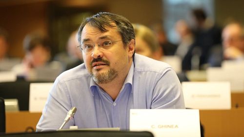 Ministrul Ghinea spune că se caută un mecanism ca licitațiile să nu mai fie blocate prin contestații, astfel ca proiectele de infrastructură din PNRR să poată fi încheiate până în 2026