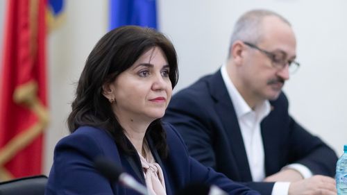 Anisie: Nu e cazul să revenim la cursuri până când nu vor fi în siguranță elevii, studenții și profesorii. Nicăieri în Europa nu s-a luat măsura îngheţării anului şcolar
