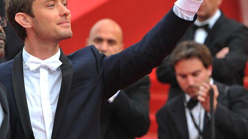 Vladimir Putin susţine că nu ştie nimic despre filmul „Magul de la Kremlin” în care este portretizat de Jude Law