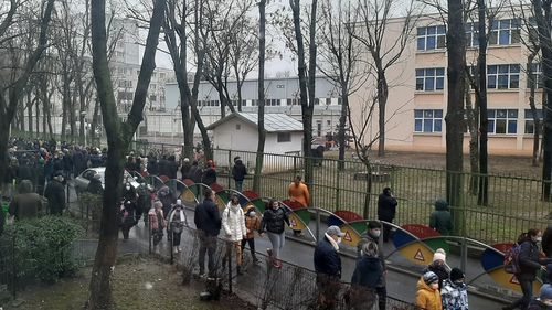 Sorin Cîmpeanu, după prima zi de școală: În cele mai multe școli regulile s-au respectat mai mult decât m-aș fi așteptat / Una peste alta, lucrurile s-au derulat bine