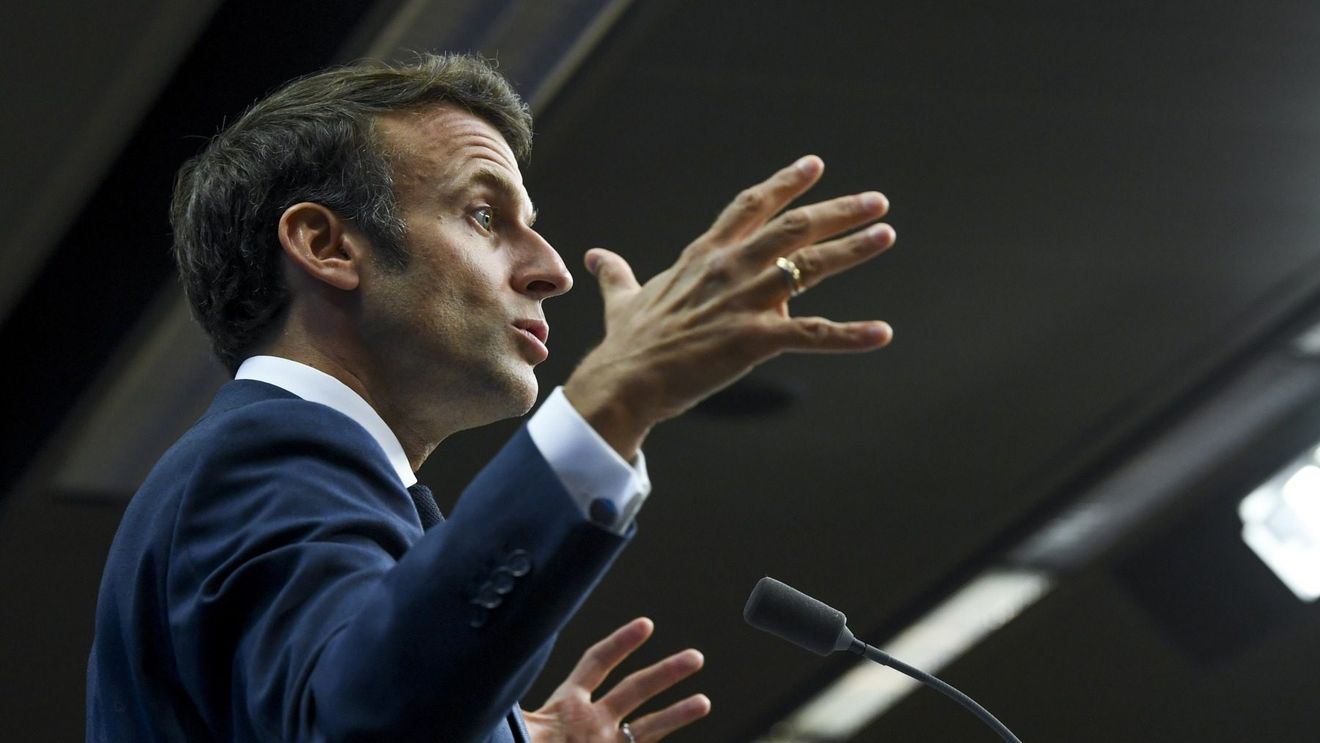 Mai multe zile de școală pentru elevii din Franța, propune președintele Macron: Avem prea multă vacanță și programul elevilor este încărcat. Să începem orele de pe 20 august