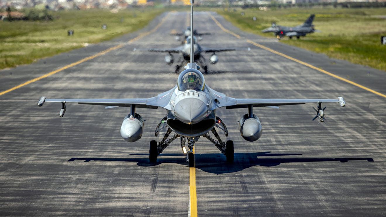 Ambasadoarea SUA la Bucureşti: Aşteptăm cu nerăbdare ca România să deschidă centrul de instruire F-16 și altor parteneri, în special pentru Ucraina