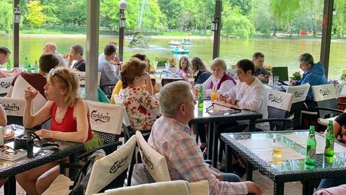 Consilierii generali USR PLUS: Să revenim puţin la patrimoniul imens şi valoros pe care tot ALPAB îl are în gestiune. Toate concesiunile, terasele, restaurantele, folosirea luciului de apă