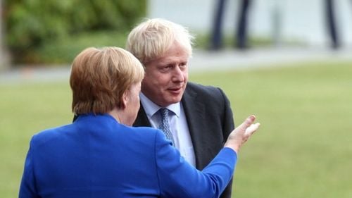 Cancelarul Angela Merkel și premierul Boris Johnson cer o anchetă detaliată a modului în care a fost doborât avionul ucrainian de pasageri de către armata iraniană