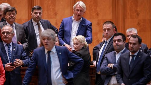 Deputatul PSD Marius Bota: ”Partidul se îndreaptă spre un dezastru iminent”. Bota a votat moțiunea de cenzură