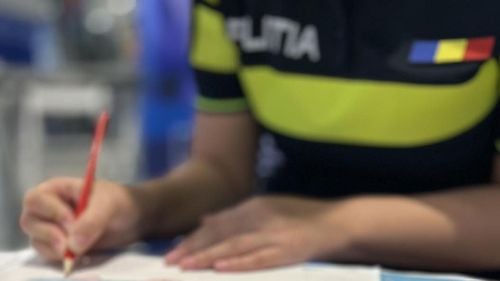 Şef din Poliţia municipiului Piteşti, cercetat de DIICOT, fiind suspectat că a aderat la un grup infracţional care organiza jocuri de noroc ilegale şi dădea bani cu camătă