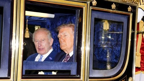 Televiziunea ABC din Australia a fost exclusă de la conferinţa de presă a lui Trump în Marea Britanie /  Liderul american l-a certat anterior pe un jurnalist din această țară: „Faceţi foarte mult rău Australiei!”