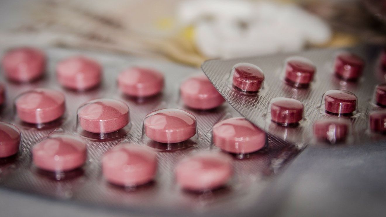 Portofoliu de 10 medicamente împotriva COVID-19, stabilit de Comisia Europeană
