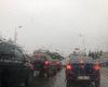 Cum se circulă pe drumurile din țară / Traficul rutier, îngreunat de ploi, zăpadă, ceață și restricții de circulație
