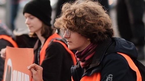 Germania: Poliția efectuează raiduri naționale împotriva activiștilor pentru climă