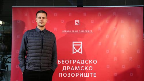 Serialul HBO "The White Lotus" a renunţat la actorul Miloš Biković din cauza legăturilor acestuia cu Rusia