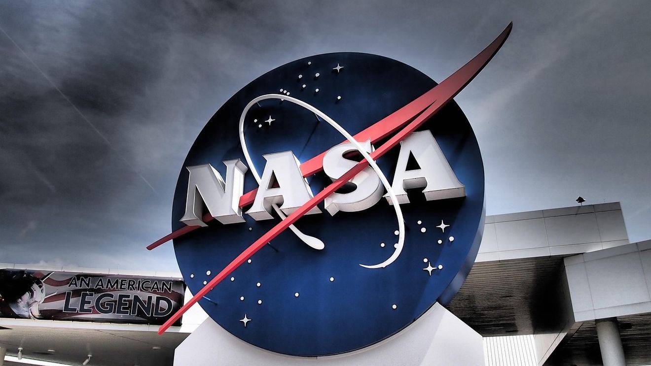 Cu 15.000 de angajați concediați și fonduri incerte, NASA se concentrează pe o singură misiune — întoarcerea pe Lună