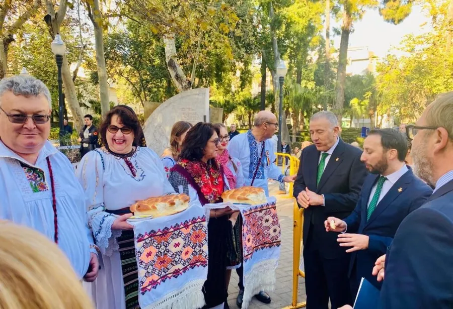 video-foto-cum-au-petrecut-romanii-din-castellon-ziua-nationala